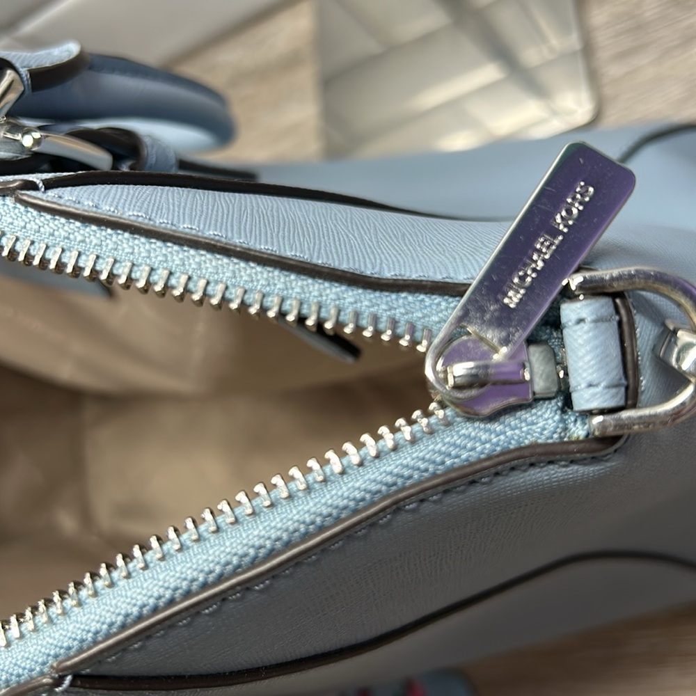 Michael Kors Blue Satchel with Floral Scarf - Picture 7 of 15